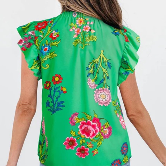 NWT Chic Floral Print Frilly Mock Neck Blouse, - Picture 2 of 2